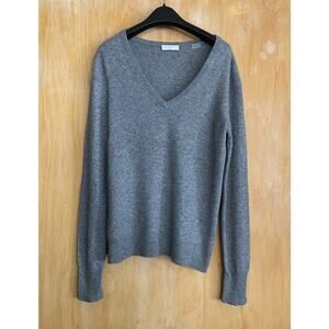 EQUIPMENT FEMME 100% Cashmere Gray V Neck Sweater Size Small